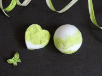 Бомбочки для ванны с морской солью и миндальным маслом