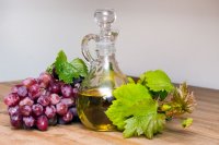 Все о масле виноградной косточки – польза и вред