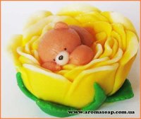 Мишка в цветке 3D элит-форма