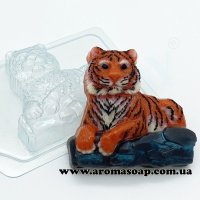 Тигр лежит на камнях 85 г форма пластиковая