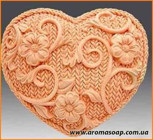 Вязаное сердце элит-форма